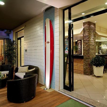 Hotel Hawaii Bed And Coffee Riccione Eksteriør billede