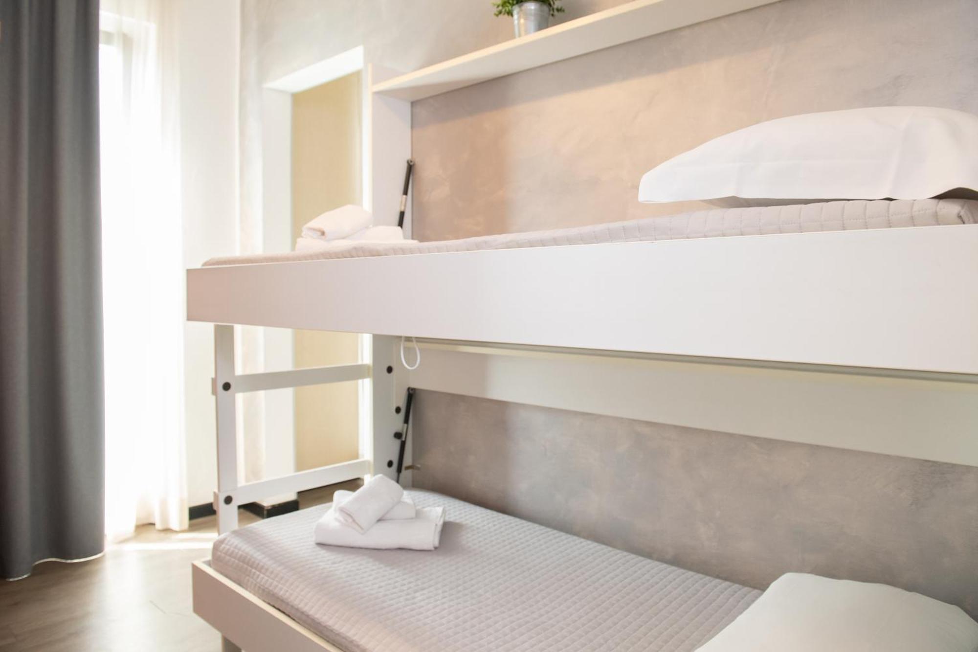 Hotel Hawaii Bed And Coffee Riccione Værelse billede