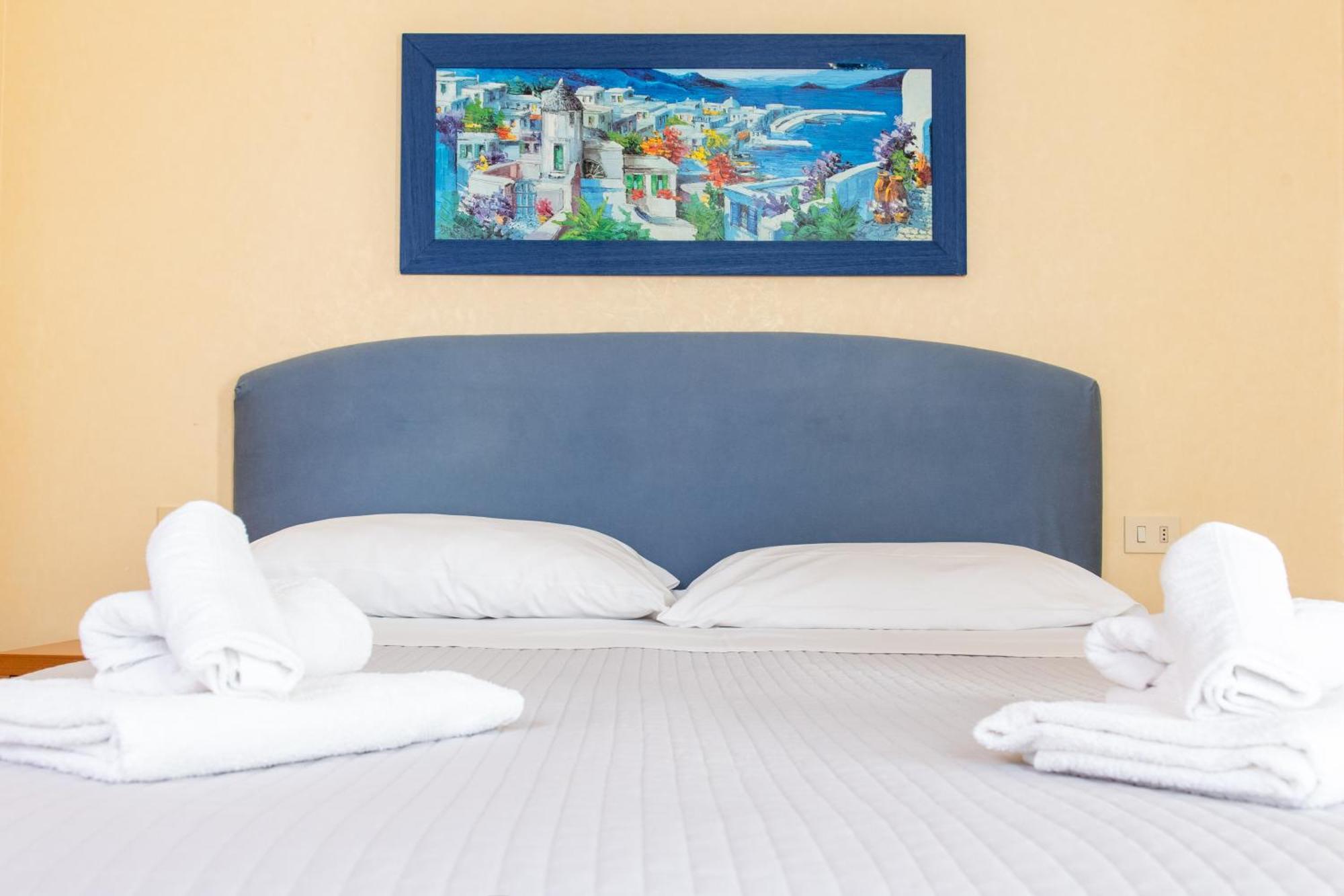 Hotel Hawaii Bed And Coffee Riccione Værelse billede
