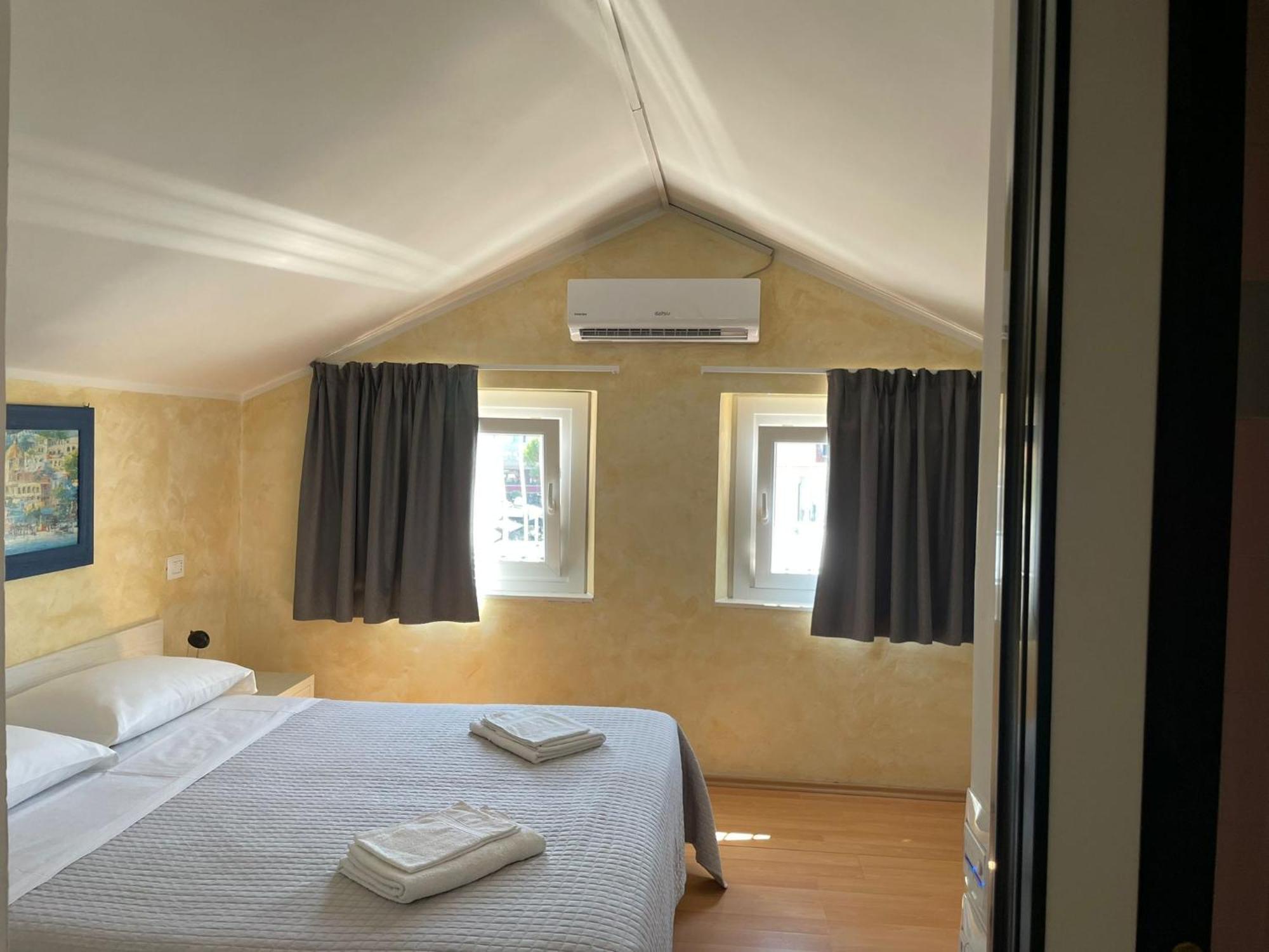 Hotel Hawaii Bed And Coffee Riccione Eksteriør billede